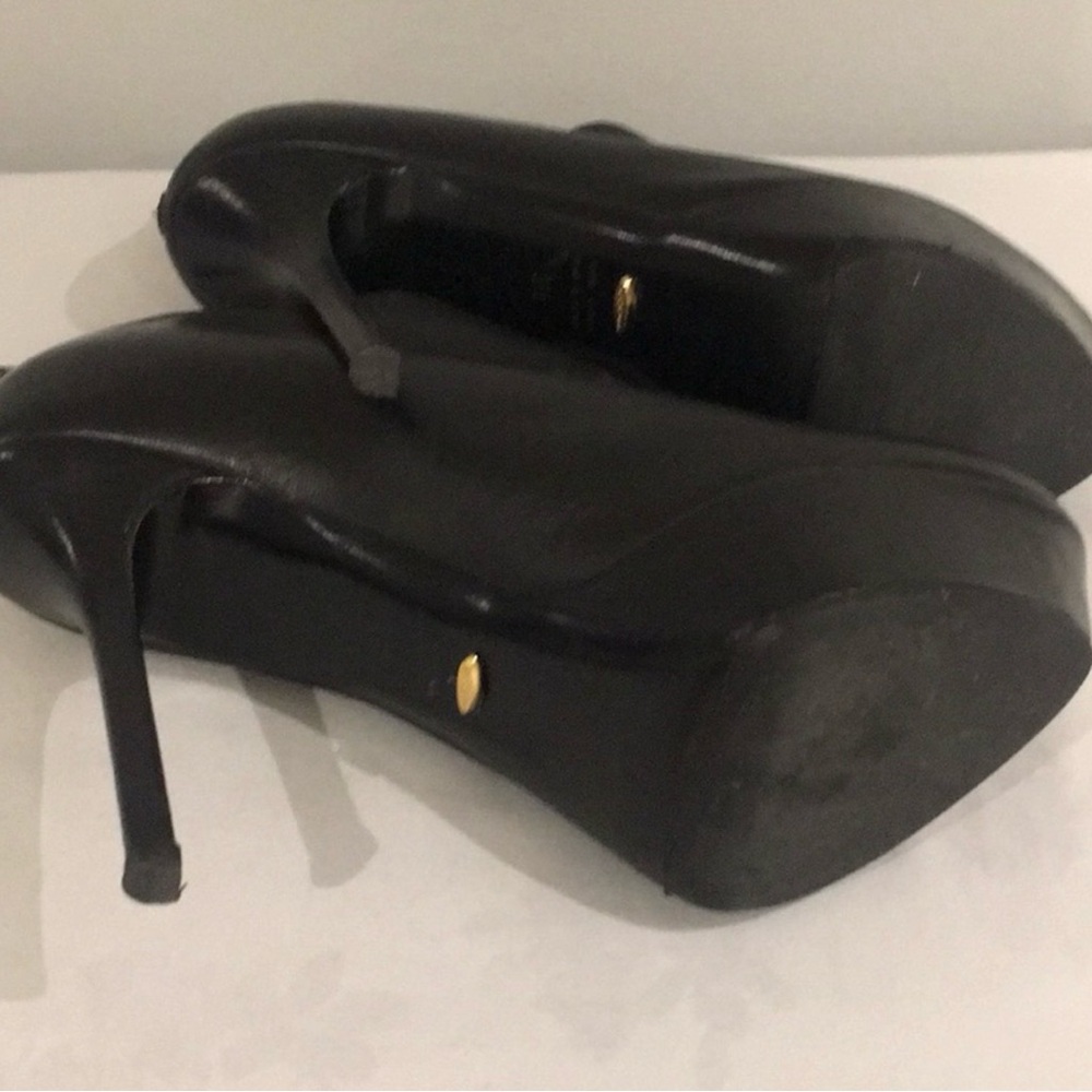 Sergio Rossi Black Leather Ankle Lace Up Booties